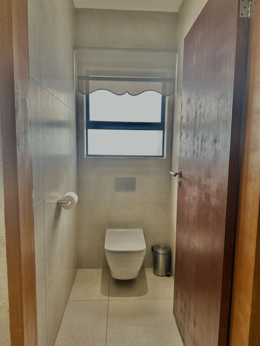 4 Bedroom Property for Sale in Eye of Africa Gauteng