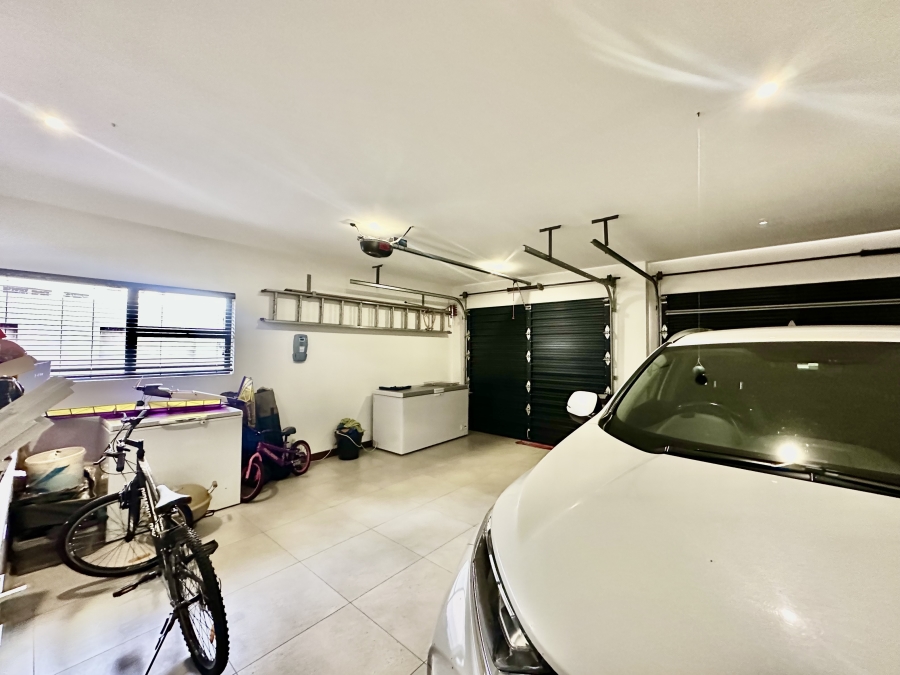 4 Bedroom Property for Sale in Eye of Africa Gauteng