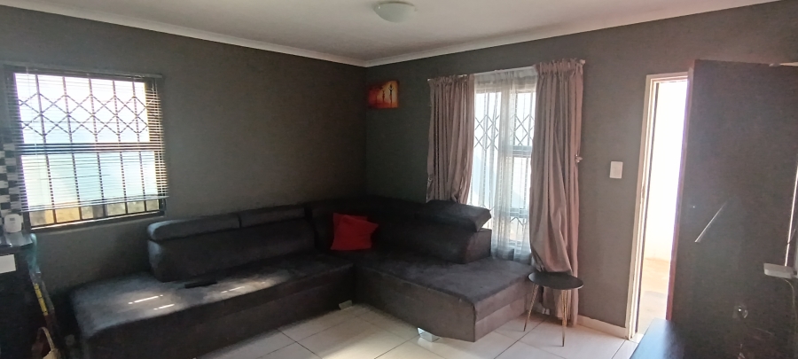 2 Bedroom Property for Sale in Windmill Park Gauteng