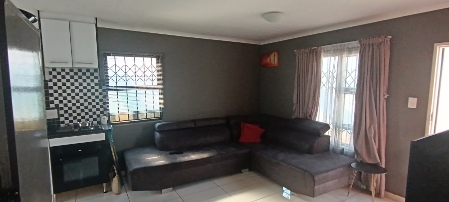 2 Bedroom Property for Sale in Windmill Park Gauteng