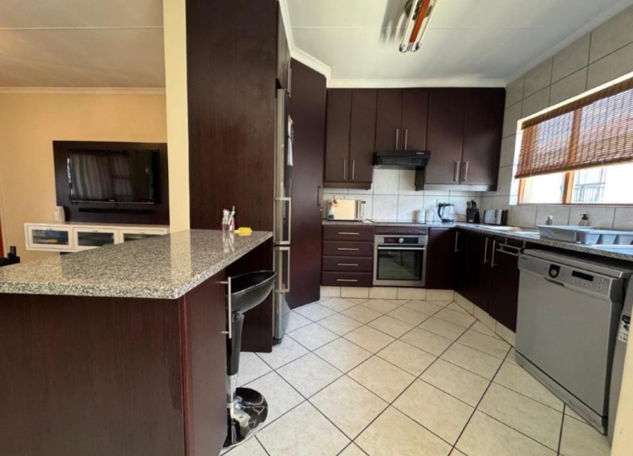 2 Bedroom Property for Sale in Meyersdal Gauteng