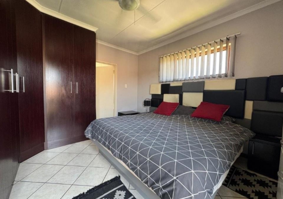 2 Bedroom Property for Sale in Meyersdal Gauteng