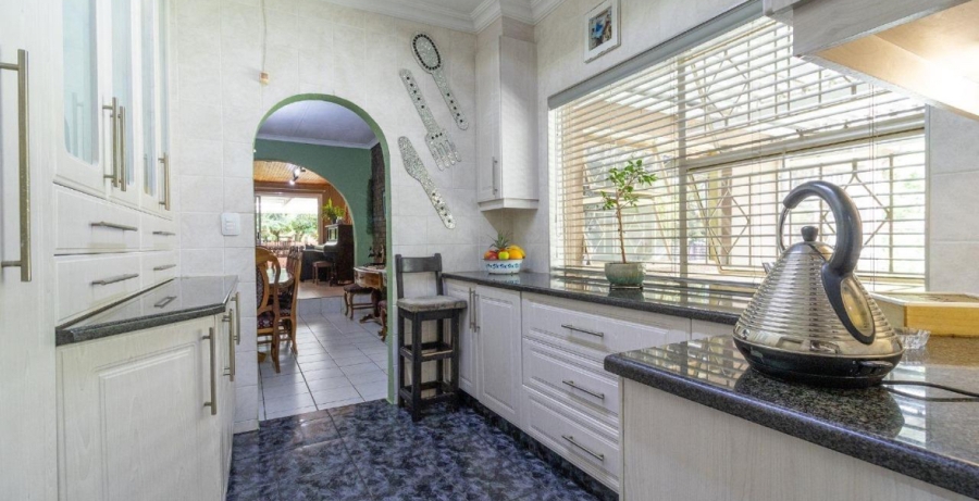 3 Bedroom Property for Sale in Brackenhurst Gauteng