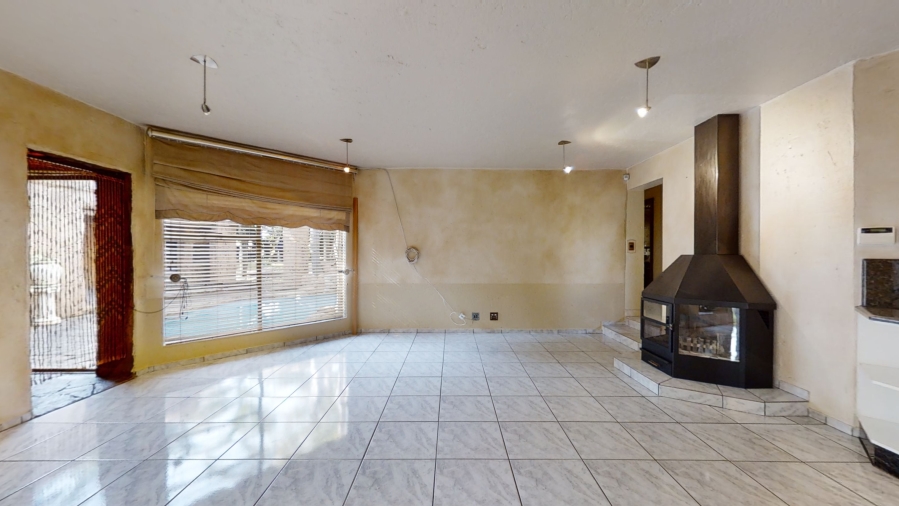 4 Bedroom Property for Sale in Sunward Park Gauteng
