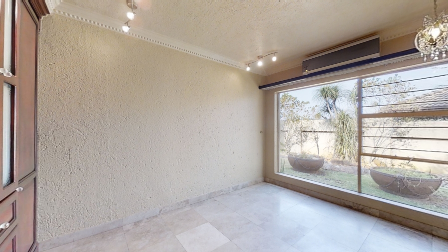 4 Bedroom Property for Sale in Sunward Park Gauteng