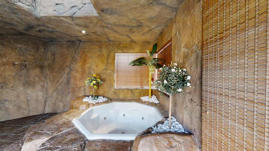 4 Bedroom Property for Sale in Sunward Park Gauteng