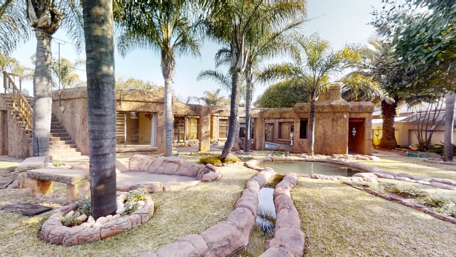 4 Bedroom Property for Sale in Sunward Park Gauteng