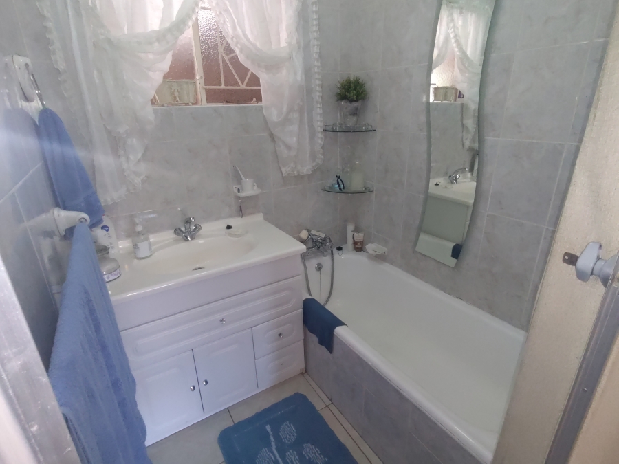 3 Bedroom Property for Sale in Visagie Park Gauteng