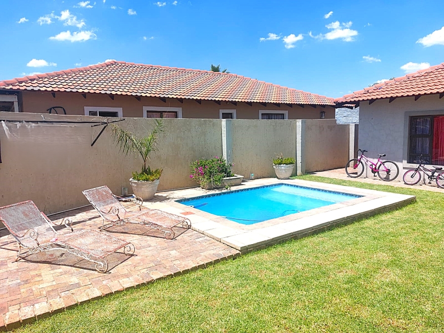 3 Bedroom Property for Sale in Riversdale Gauteng