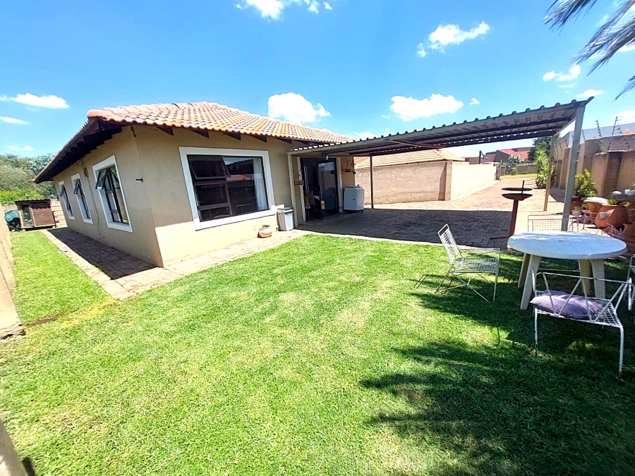 3 Bedroom Property for Sale in Riversdale Gauteng