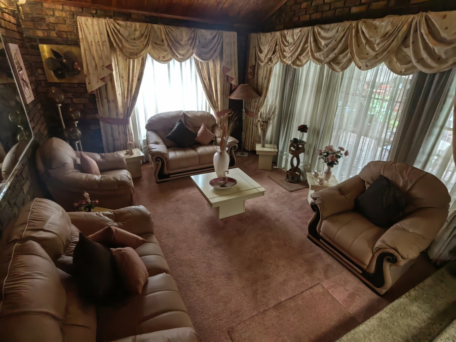 3 Bedroom Property for Sale in Visagie Park Gauteng