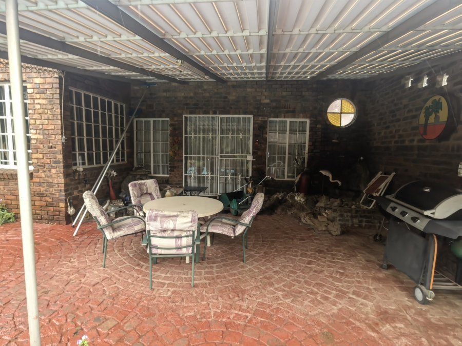 3 Bedroom Property for Sale in Visagie Park Gauteng