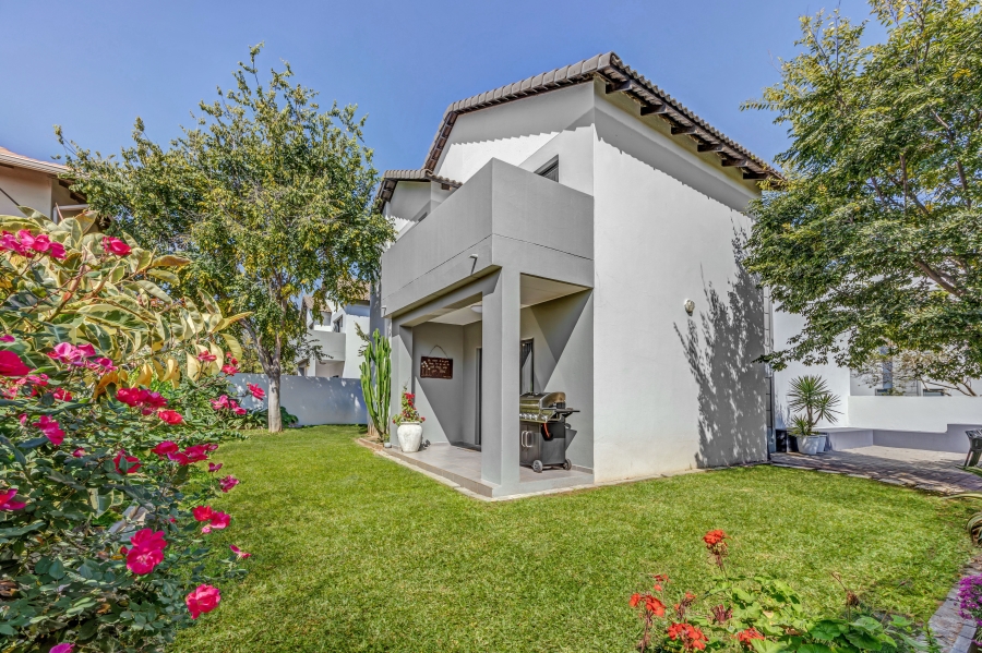 3 Bedroom Property for Sale in Broadacres Gauteng