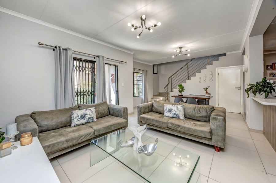 3 Bedroom Property for Sale in Broadacres Gauteng