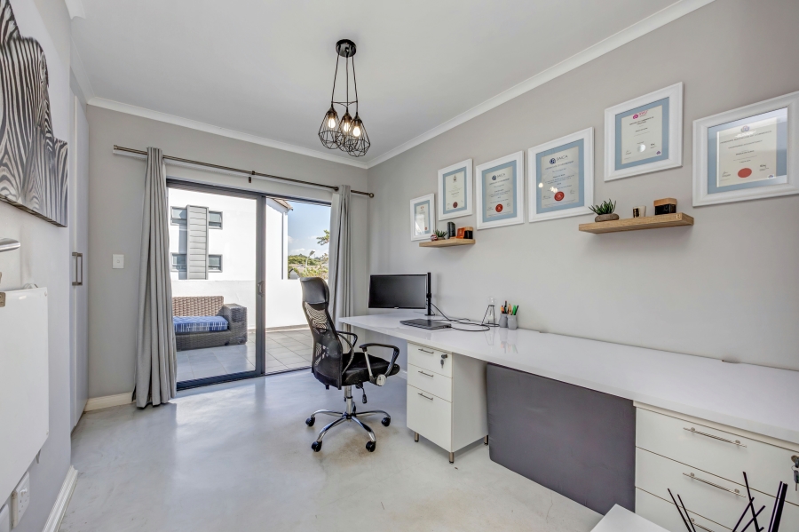 3 Bedroom Property for Sale in Broadacres Gauteng