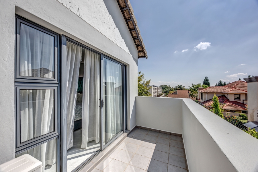 3 Bedroom Property for Sale in Broadacres Gauteng