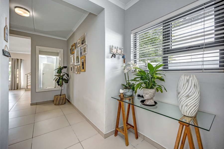 3 Bedroom Property for Sale in Broadacres Gauteng