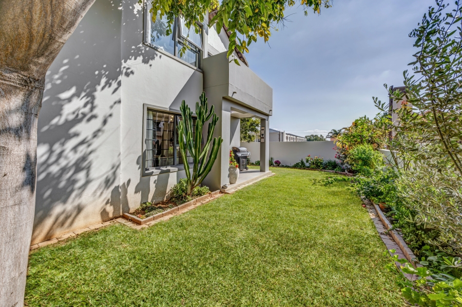 3 Bedroom Property for Sale in Broadacres Gauteng