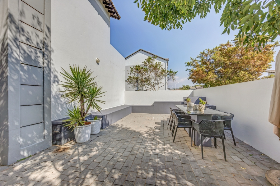 3 Bedroom Property for Sale in Broadacres Gauteng