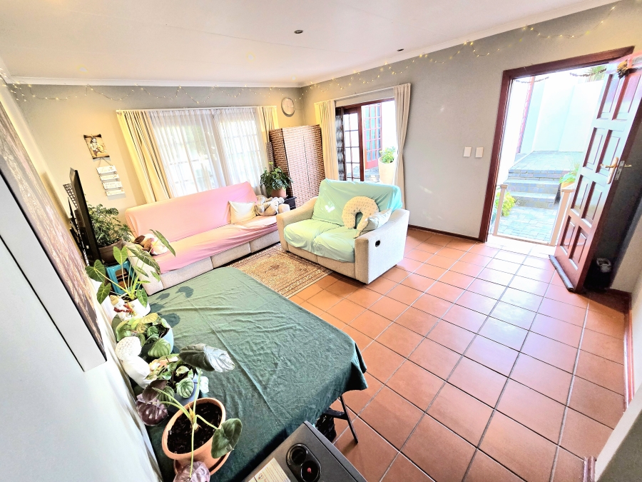 2 Bedroom Property for Sale in Halfway Gardens Gauteng