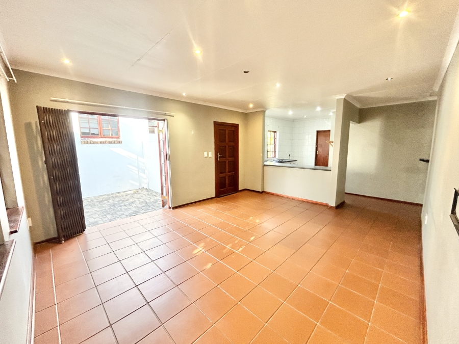 2 Bedroom Property for Sale in Halfway Gardens Gauteng