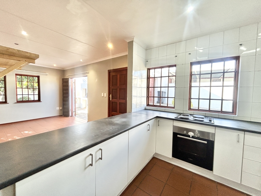 2 Bedroom Property for Sale in Halfway Gardens Gauteng