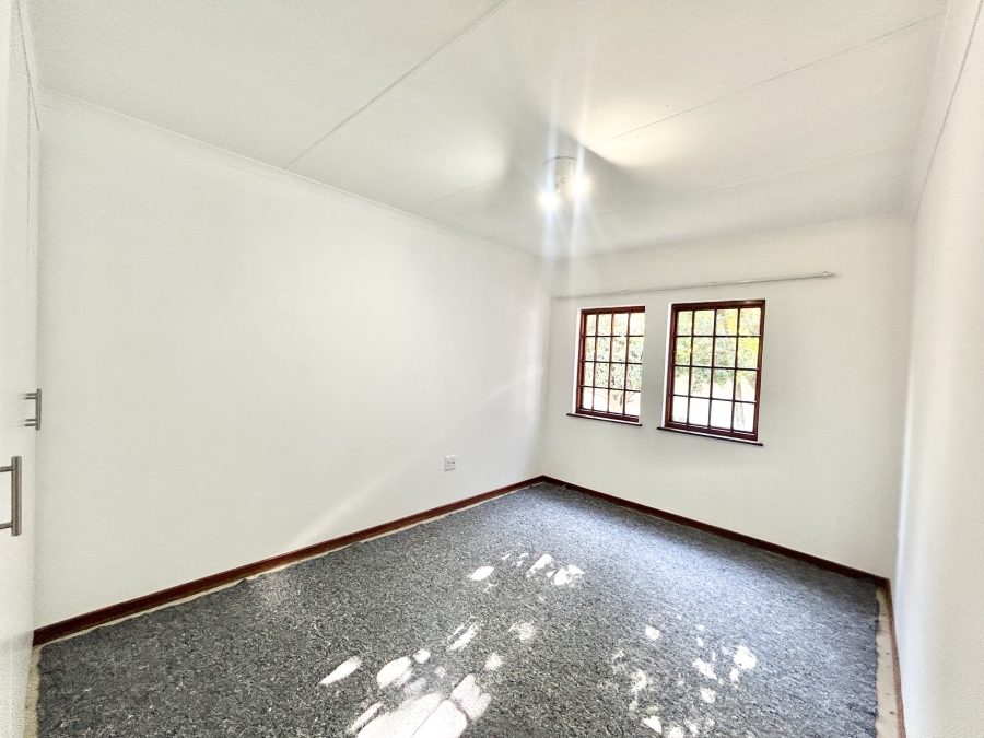 2 Bedroom Property for Sale in Halfway Gardens Gauteng