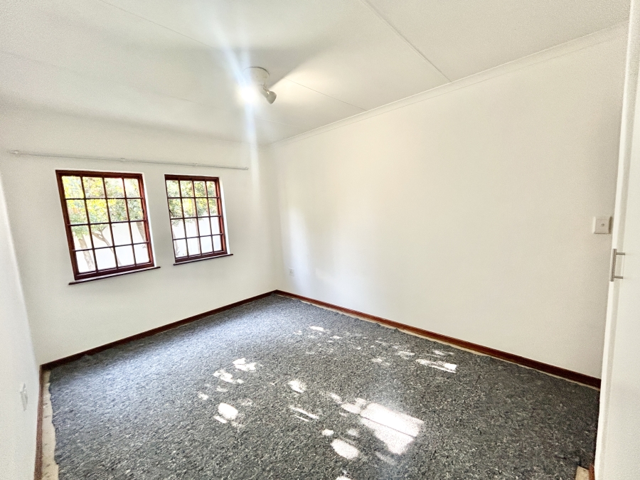 2 Bedroom Property for Sale in Halfway Gardens Gauteng