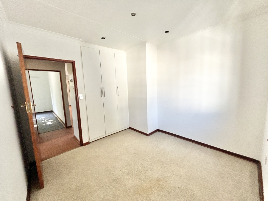 2 Bedroom Property for Sale in Halfway Gardens Gauteng