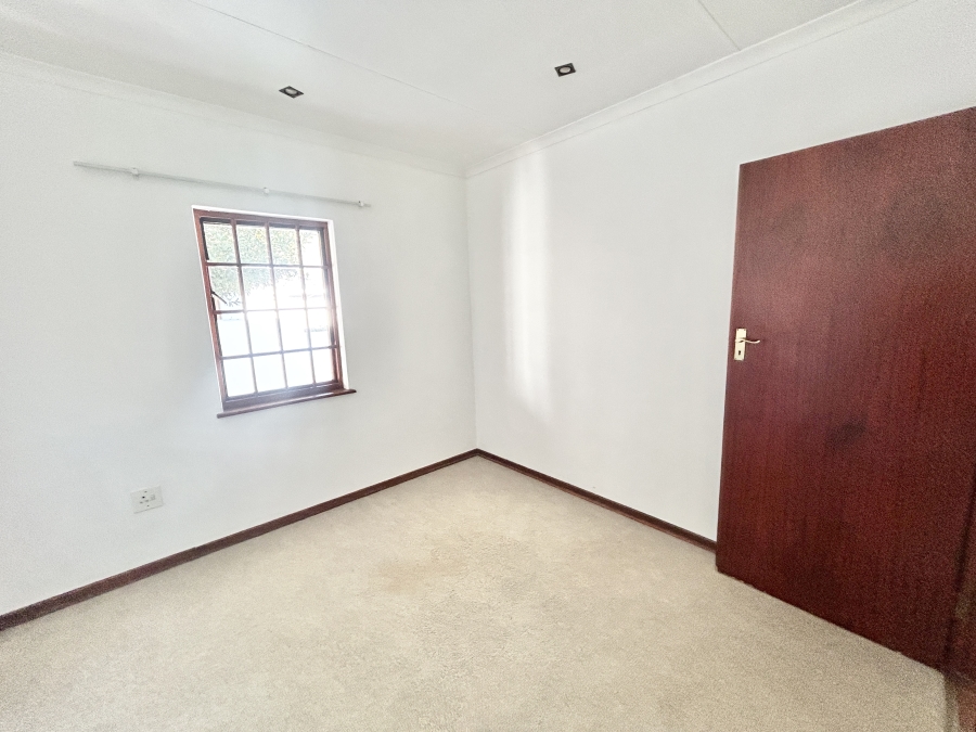 2 Bedroom Property for Sale in Halfway Gardens Gauteng