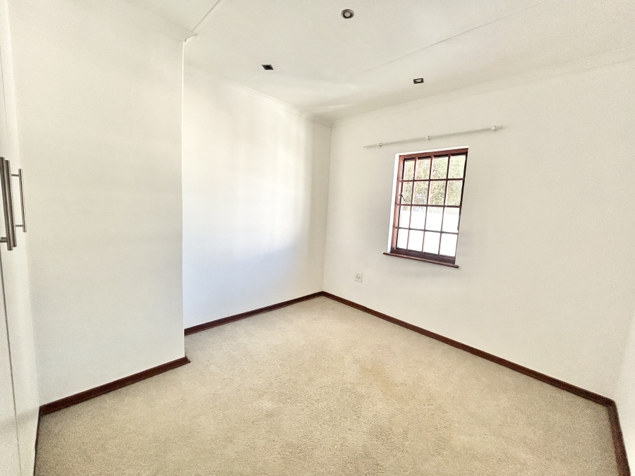2 Bedroom Property for Sale in Halfway Gardens Gauteng