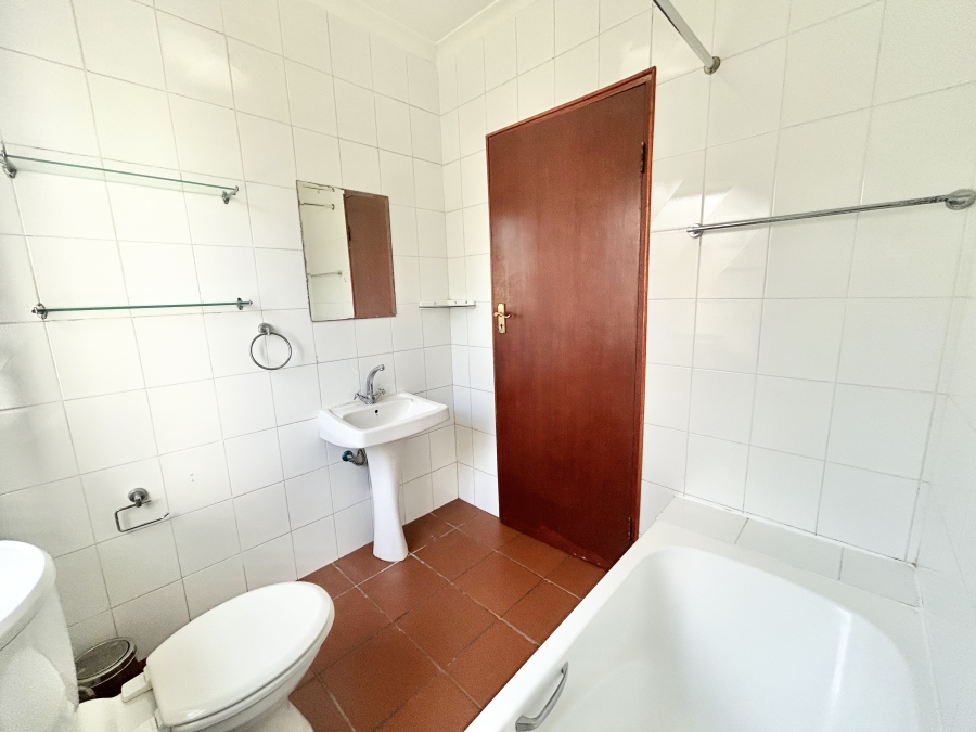 2 Bedroom Property for Sale in Halfway Gardens Gauteng