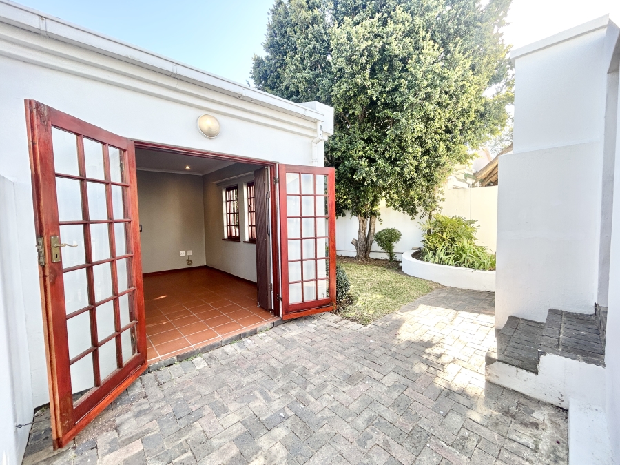 2 Bedroom Property for Sale in Halfway Gardens Gauteng
