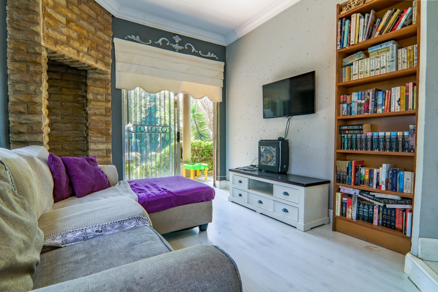 4 Bedroom Property for Sale in Thatchfield Estate Gauteng