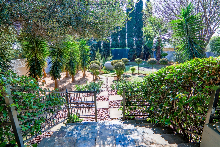 4 Bedroom Property for Sale in Thatchfield Estate Gauteng