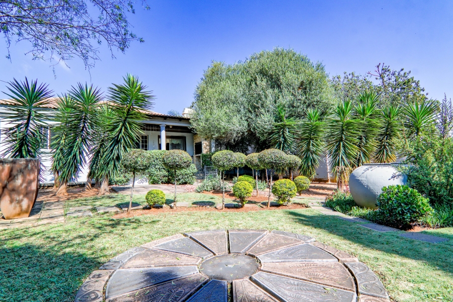 4 Bedroom Property for Sale in Thatchfield Estate Gauteng