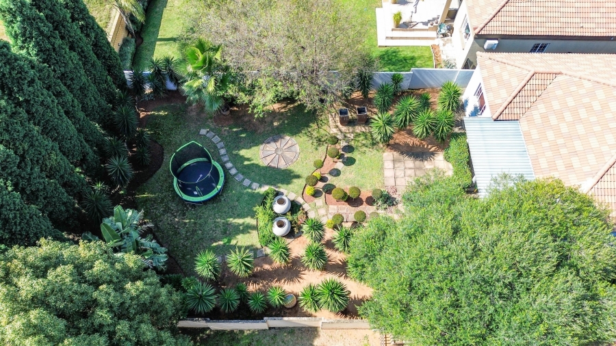 4 Bedroom Property for Sale in Thatchfield Estate Gauteng