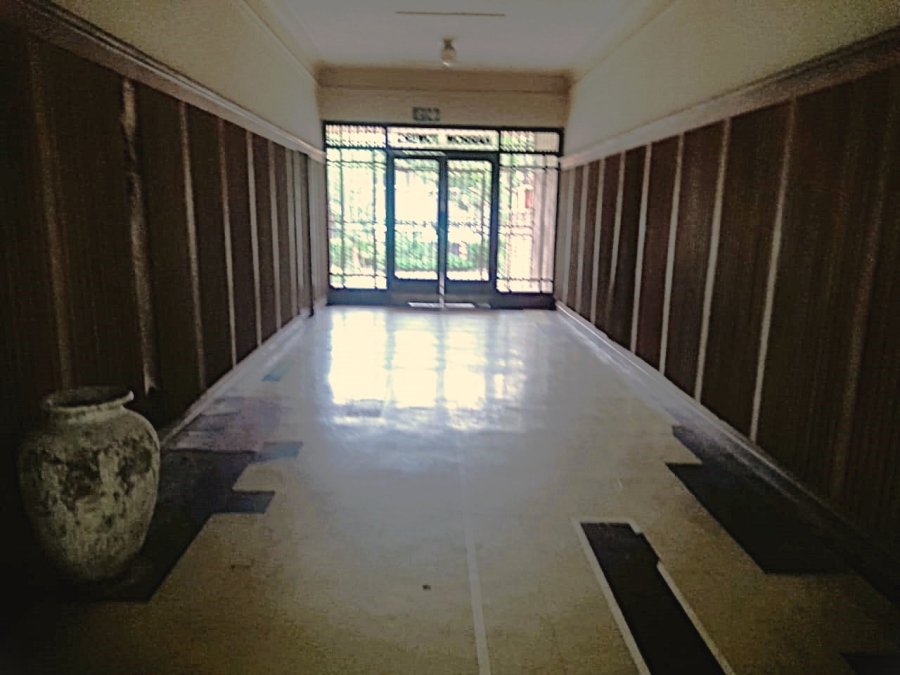 1 Bedroom Property for Sale in Yeoville Gauteng