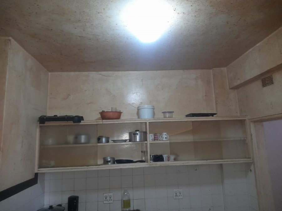 1 Bedroom Property for Sale in Yeoville Gauteng
