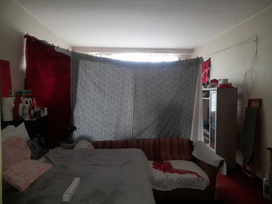 1 Bedroom Property for Sale in Yeoville Gauteng