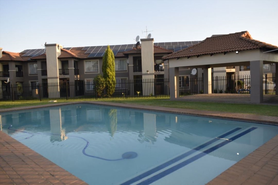 1 Bedroom Property for Sale in Van Dyk Park Gauteng