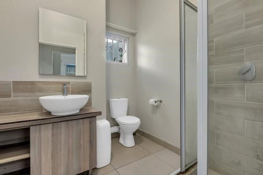 To Let 2 Bedroom Property for Rent in Blue Hills Gauteng
