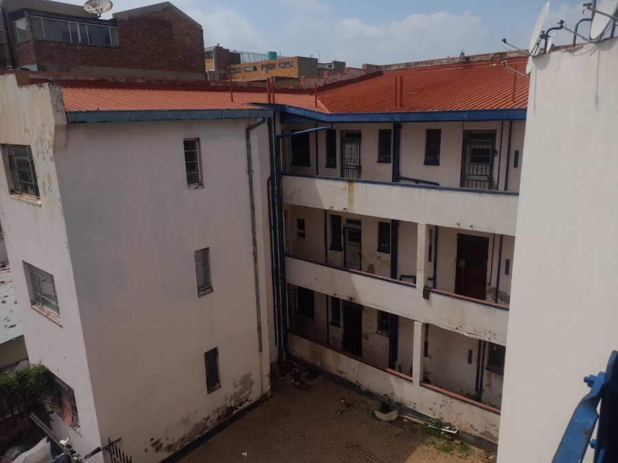 2 Bedroom Property for Sale in Yeoville Gauteng