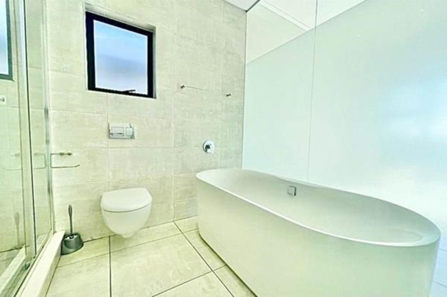 To Let 3 Bedroom Property for Rent in Waterfall Gauteng