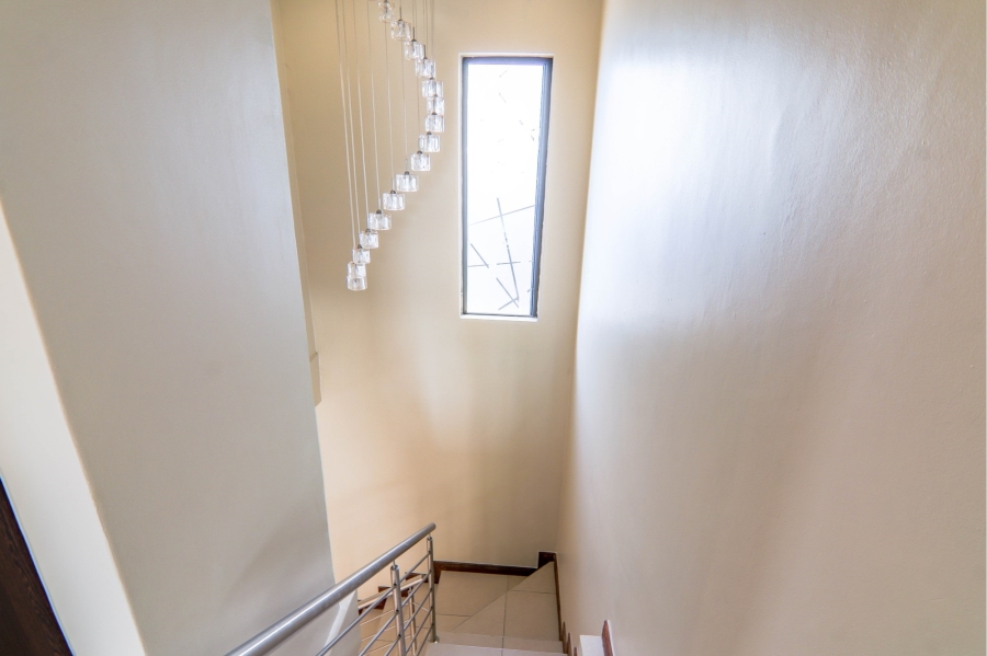 4 Bedroom Property for Sale in Thatchfield Estate Gauteng