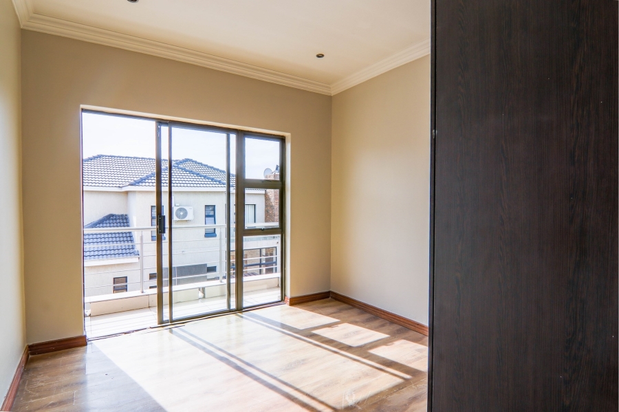 4 Bedroom Property for Sale in Thatchfield Estate Gauteng