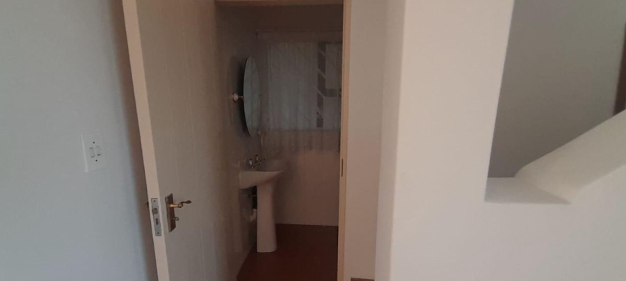 2 Bedroom Property for Sale in Ridgeway Gauteng