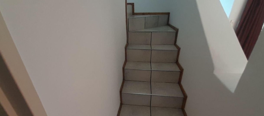 2 Bedroom Property for Sale in Ridgeway Gauteng