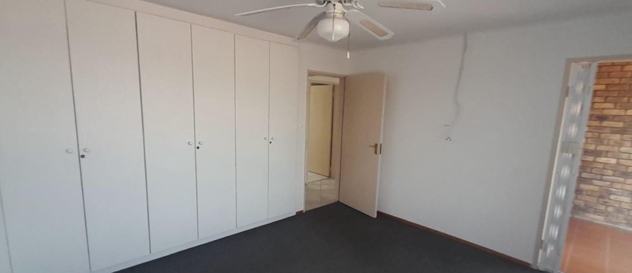 2 Bedroom Property for Sale in Ridgeway Gauteng