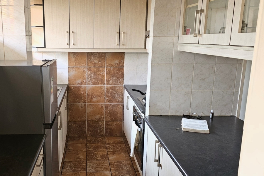 1 Bedroom Property for Sale in Paarlshoop Gauteng